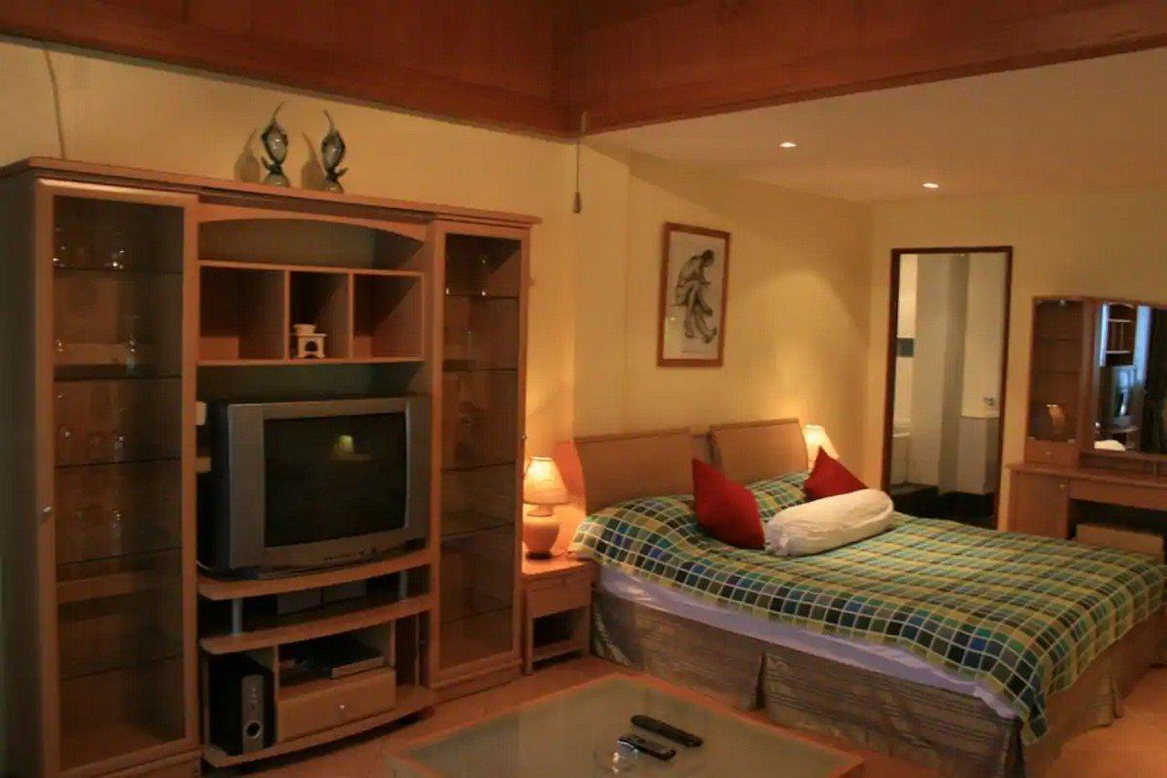 Aquarius Gay Guesthouse & Sauna Patong Esterno foto